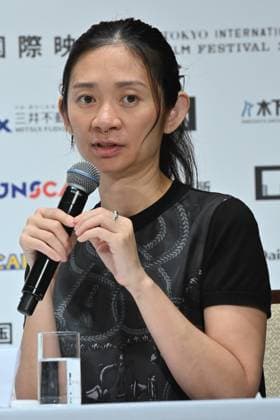 Kurosawa Akira Award at Tokyo International Film Festival 2025 TOKYO, JAPAN - NOVEMBER 3 : Filmmaker Chloe Zhao speaks during the Kurosawa Akira Award press conference at the Tokyo International Film Festival 2025, in Tokyo, Japan, on November 3, 2025. The Beijing-born, Oscar-winning director of Nomadland (2020) and Eternals (2021) presented her latest film Hamnet, which won the People’s Choice Award at the Toronto International Film Festival and will close this year’s Tokyo festival. David Mareuil Anadolu Tokyo Japan. Editorial use only. Please get in touch for any other usage.  Copyright: x2025xAnadoluxDavidxMareuilx