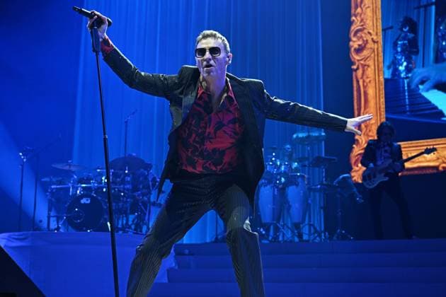 Marti Pellow performing at O2 Arena in London LONDON, ENGLAND - NOVEMBER 02: Marti Pellow performing at O2 Arena, Greenwich as part of ˜Love Is All Around™ 30th Anniversary Tour on November 02, 2025 in London, England. CAP MAR MAR Great Britain Copyright: xMartinxHarris CapitalxPicturesx