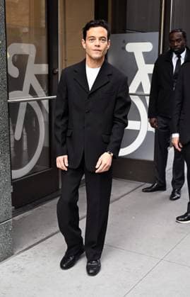 Rami Malek spotted leaving LIVE with Kelly And Mark TV show in New York City Featuring: Rami Malek Where: New York City, New York, United States When: 03 Nov 2025 Credit: Elder Ordonez INSTARimages EDITORIAL USE ONLY. NOT FOR USE BY NEWSPAPERS BASED IN THE UK. Copyright: xx instar55238654