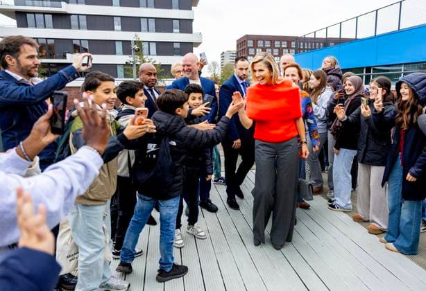 03-11-2025 Haarlem Queen Maxima, honorary chair of the MIND Us Foundation visited Leading Locals at the Haarlem College in Haarlem. Â  Copyright: xPPEx