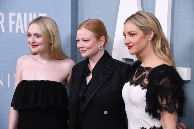 NEW YORK, NY - NOVEMBER 3: Dakota Fanning, Sarah Snook and Abby Elliott at the Peacock Original premiere screening of All Her Fault on November 3, 2025 at SVA Theater in New York City. Copyright: xMediaPunchx