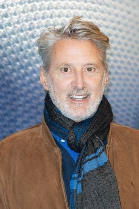 Valide Saison 3 Premiere Antoine de Caunes attending the Valide Saison 3 Premiere at the Grand Rex cinema in Paris, France on November 03, 2025. Photo by Aurore Marechal ABACAPRESS.COM Paris France  Copyright: xMarechalxAurore ABACAx