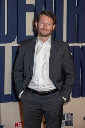Netflix s Death by Lightning Limited Series Premiere, New York, USA - 03 Nov 2025 Rob Hanley attends Netflix s Death By Lightning New York Premiere at The Plaza Hotel New York United States Copyright: xRonxAdarx xSOPAxImagesx _radar_deathbylightning_20251103_01242