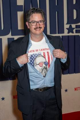 Netflix s Death by Lightning Limited Series Premiere, New York, USA - 03 Nov 2025 Ethan Antonuncci attends Netflix s Death By Lightning New York Premiere at The Plaza Hotel New York United States Copyright: xRonxAdarx xSOPAxImagesx _radar_deathbylightning_20251103_01256