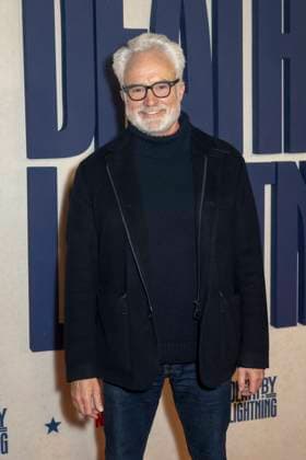 Netflix s Death by Lightning Limited Series Premiere, New York, USA - 03 Nov 2025 Bradley Whitford attends Netflix s Death By Lightning New York Premiere at The Plaza Hotel New York United States Copyright: xRonxAdarx xSOPAxImagesx _radar_deathbylightning_20251103_01503