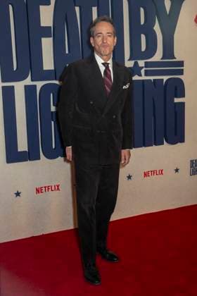 Netflix s Death by Lightning Limited Series Premiere, New York, USA - 03 Nov 2025 Matthew Macfadyen attends Netflix s Death By Lightning New York Premiere at The Plaza Hotel New York United States Copyright: xRonxAdarx xSOPAxImagesx _radar_deathbylightning_20251103_01615