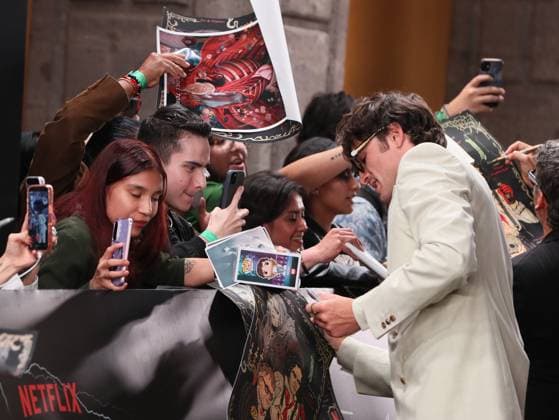 November 4, 2025, Mexico City, Ciudad de Mexico, Mexico: Actor Jacob Elordi attends the red carpet for the film Frankenstein at Colegio de San Ildefonso. on November 3, 2025 in Mexico City, Mexico. Mexico City Mexico - ZUMAe321 20251104_zea_e321_025 Copyright: xAlbertoxGuillenx