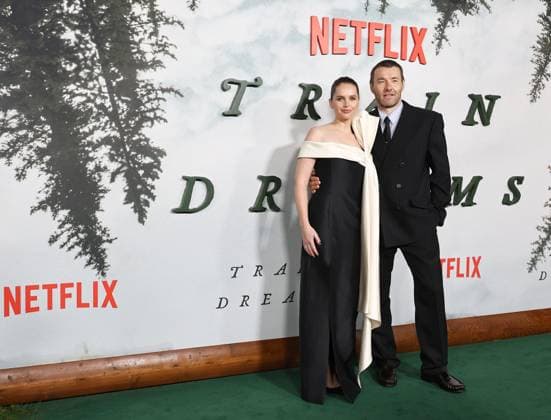 Premiere Of Netflix s Train Dreams Felicity Jones and Joel Edgerton arrive at the Premiere Of Netflix s Train Dreams held at The Egyptian Theatre Hollywood in Hollywood, Los Angeles, California, United States. The Egyptian Theatre Hollywood, Hollywood, Los Angeles, California, USA California United States  Copyright: xImagexPressxAgencyx originalFilename: collin-premiere251104_np7WS.jpg