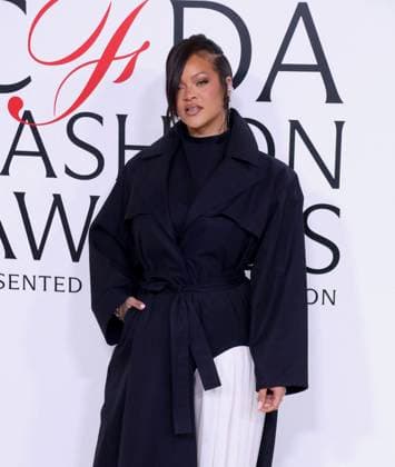 Rihanna at the 2025 CFDA Awards - NYC Rihanna attends the 2025 CFDA Awards in New York on November 3, 2025. Photo by Charles Guerin ABACAPRESS.COM New York City NY United States  Copyright: xGuerinxCharles ABACAx