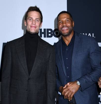 November 3, 2025, New York, Ny, United States: Tom Brady and Michael Strahan attend the New York Premiere Screening of Alex vs ARod . Held at the DGA Theater in New York. November 3, 2025. New York United States - ZUMAp281 20251103_zea_p281_033 Copyright: xPhotoxImagexPressx