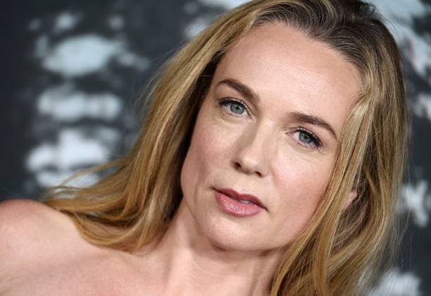 Premiere Of Netflix s Train Dreams HOLLYWOOD, LOS ANGELES, CALIFORNIA, USA - NOVEMBER 03: Irish actress Kerry Condon arrives at the Premiere Of Netflix s Train Dreams held at The Egyptian Theatre Hollywood on November 3, 2025 in Hollywood, Los Angeles, California, United States., Credit:Juan Pablo Rico Avalon United States, California, Hollywood, The Egyptian Theatre Hollywood Copyright: xJuanxPabloxRicox xAvalonx 1050186086