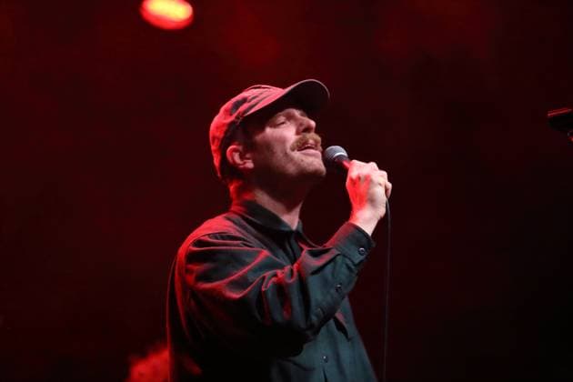 Mac DeMarco bei einem Konzert in der Columbiahalle in Berlin, 3. November 2025. Mac DeMarco Konzert Berlin