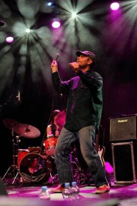 Mac DeMarco bei einem Konzert in der Columbiahalle in Berlin, 3. November 2025. Mac DeMarco Konzert Berlin