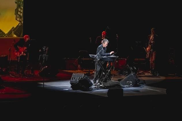 Music Concert - LAURIE ANDERSON - XÂ² TOUR 2025 LAURIE ANDERSON during LAURIE ANDERSON - XÂ² TOUR 2025, Music Concert in ROME, Italy, November 03 2025 ROME AUDITORIUM PARCO DELLA MUSICA ENNIO MORRICONE ROMA Italy Copyright: xTommasoxNotarangelox xLiveMediax LPM_2121093