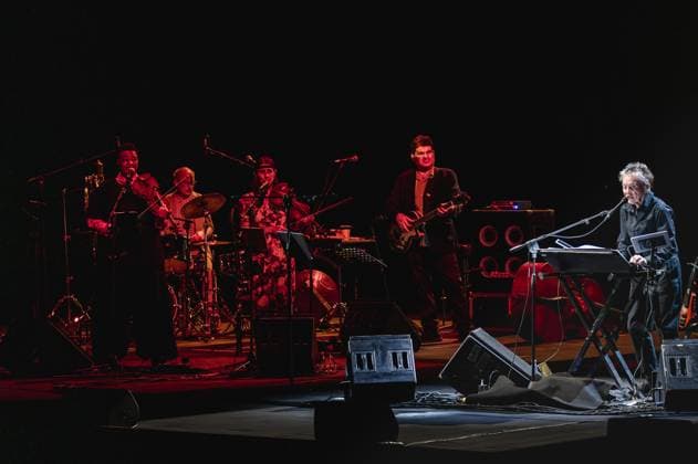 Music Concert - LAURIE ANDERSON - XÂ² TOUR 2025 LAURIE ANDERSON during LAURIE ANDERSON - XÂ² TOUR 2025, Music Concert in ROME, Italy, November 03 2025 ROME AUDITORIUM PARCO DELLA MUSICA ENNIO MORRICONE ROMA Italy Copyright: xTommasoxNotarangelox xLiveMediax LPM_2121094
