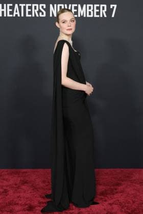 November 3, 2025, Los Angeles, California, USA: Elle Fanning at the World Premiere of 20th Century Studios Predator: Badlands at the TCL Chinese Theatre IMAX Los Angeles USA - ZUMAg107 20251103_zep_g107_028 Copyright: xNinaxPrommerx