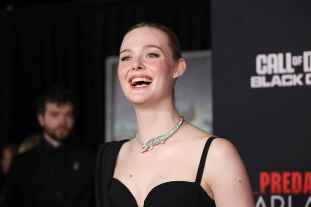 November 3, 2025, Los Angeles, California, USA: Elle Fanning at the World Premiere of 20th Century Studios Predator: Badlands at the TCL Chinese Theatre IMAX Los Angeles USA - ZUMAg107 20251103_zep_g107_042 Copyright: xNinaxPrommerx