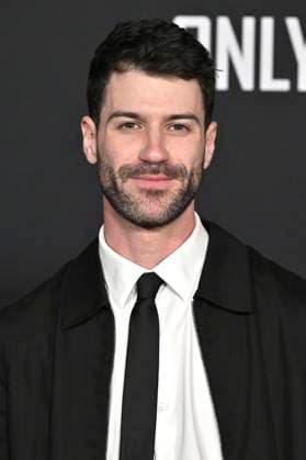 Jonathan Tilkin bei der Premiere des Kinofilms Predator: Badlands im TCL Chinese Theater. Los Angeles, 03.11.2025