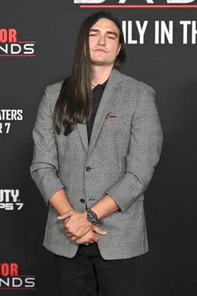 Dakota Beavers bei der Premiere des Kinofilms Predator: Badlands im TCL Chinese Theater. Los Angeles, 03.11.2025