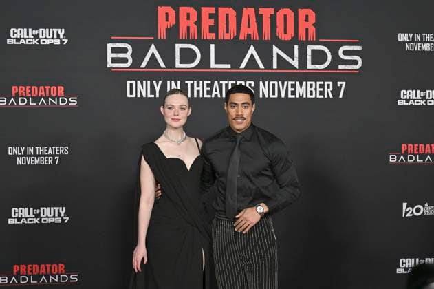 Elle Fanning und Dimitrius Schuster-Koloamatangi bei der Premiere des Kinofilms Predator: Badlands im TCL Chinese Theater. Los Angeles, 03.11.2025