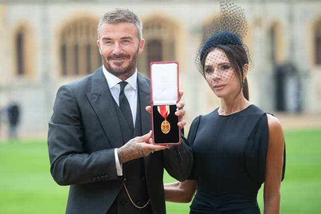 Investiture - Tuesday 4 November - Windsor Castle, London, UK Sir David Beckham and Lady Victoria Beckham poses for, Credit:Justin Ng Avalon UK, England, London, Windsor Castle  Copyright: xJustinxNgx xAvalonx 1050263639