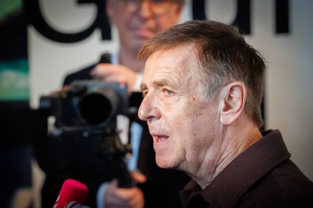 04.11.2025. Düsseldorf. NRW-Ministerpräsident Hendrik Wüst verleiht den Staatspreis an Fotograf Andreas Gursky. Die Laudatio auf den Preisträger hält Susanne Pfeffer, Direktorin des Museums für Moderne Künste in Frankfurt a. M., Camillo Grewe wird die Verleihung musikalisch untermalen. Als enge Vertraute Gurskys werden Andreas Frege (alias Campino) und Günther Netzer ebenfalls an der Veranstaltung und einem Talk über Andreas Gursky teilnehmen. Moderiert wird der Staatspreis von Judith Rakers. Düsseldorf K21, Kunstsammlung Nordrhein-Westfalen Nordrhein-Westfalen Deutschland