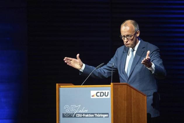 BUNDESKANZLER FRIEDRICH MERZ BEIM JAHRESEMPFANG DER THÜRINGER CDU ** NUR FÜR REDAKTIONELLE ZWECKE ** EDITORIAL USE ONLY **<p>04 11 2025-Weimar: Bundeskanzler Friedrich Merz (CDU) beim Jahresempfang der Thüringer CDU in der Weimarhalle in Weimar. im Foto: ( Deutschland Thueringen Weimar Copyright: SaschaxFromm *** FEDERAL CHANCELLOR FRIEDRICH MERZ AT THE ANNUAL RECEPTION OF THE THURINGIAN CDU FOR EDITORIAL PURPOSES ONLY EDITORIAL USE ONLY p 04 11 2025 Weimar Federal Chancellor Friedrich Merz CDU at the annual reception of the Thuringian CDU in the Weimarhalle in Weimar in the photo Germany Thuringia Weimar Copyright SaschaxFromm Copyright: SaschaxFromm doc834c6k0w6l01zs9v2s3 ,EDITORIAL USE ONLY