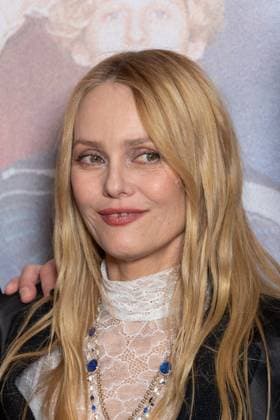 T as Pas Change Paris Film Premiere Vanessa Paradis attends T as Pas Changé Paris Film Premiere at Pathe Palace on November 04, 2025 in Paris, France. Photo by Nasser Berzane ABACAPRESS.COM Paris France  Copyright: xBerzanexNasser ABACAx