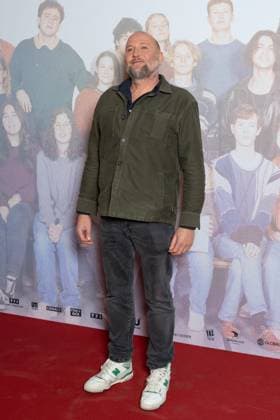 T as Pas Change Paris Film Premiere Francois Damiens attends T as Pas Changé Paris Film Premiere at Pathe Palace on November 04, 2025 in Paris, France. Photo by Nasser Berzane ABACAPRESS.COM Paris France  Copyright: xBerzanexNasser ABACAx