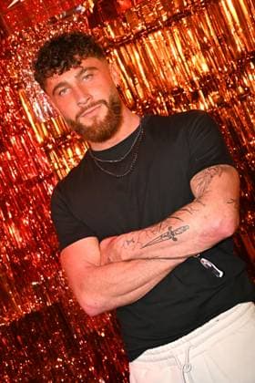 Umut Tekin beim Premieren Event zum Start vom Realityformat Die Abrechnung - Der Promi-Showdown (ab 6. November 2025 bei ProSieben und Joyn) im Festsaal Kreuzberg am 4.11.2025 in Berlin Die Abrechnung Premieren-Event zur neuen Pro7 Realityshow in Berlin
