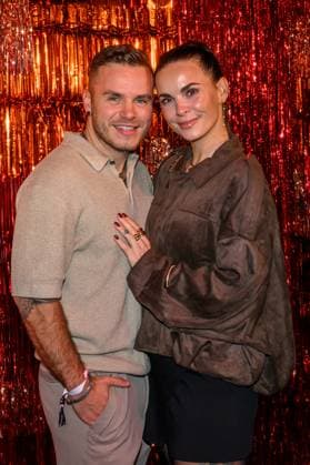 GER, Berlin, im Bild v.l.: Henning Merten und Denise Merten, bei der Premiere der neuen Reality-Show Die Abrechnung Der Promi-Showdown im Festsaal Kreuzberg, 04.11.2025 Copyright: HMBxMedia UwexKoch