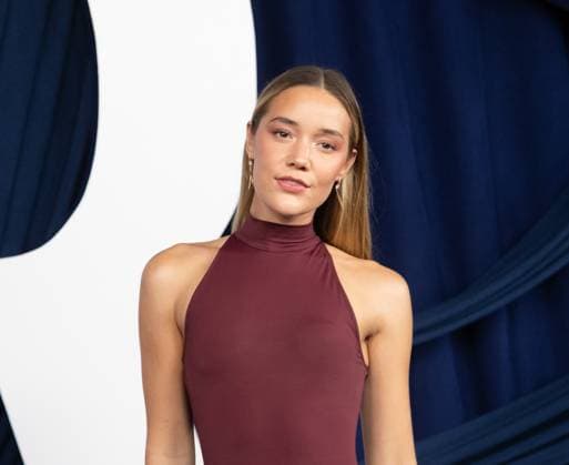 Olivia Ponton arrives on the red carpet for the Glamour Women of the Year Awards on Tuesday, November 4, 2025 at The Plaza Hotel in New York City.  NYP20251104557 SERENAxXUxNING