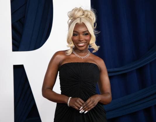 JaNa Craig arrives on the red carpet for the Glamour Women of the Year Awards on Tuesday, November 4, 2025 at The Plaza Hotel in New York City.  NYP20251104532 SERENAxXUxNING