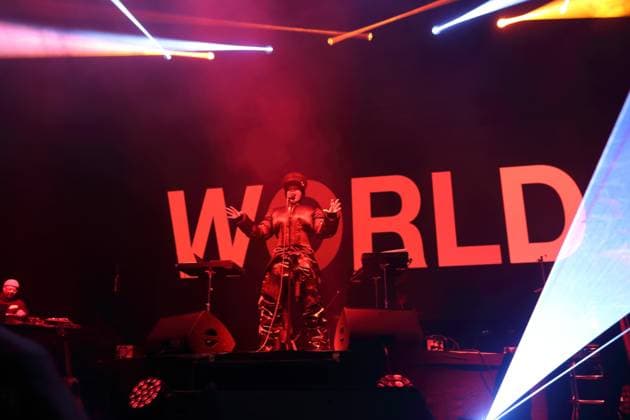 Erykah Badu bei einem Konzert in der Uber Eats Music Hall in Berlin, 4. November 2025. Erykah Badu Konzert Berlin