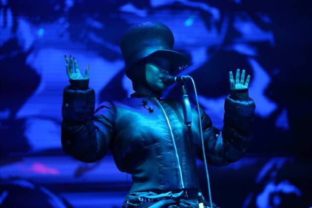 Erykah Badu bei einem Konzert in der Uber Eats Music Hall in Berlin, 4. November 2025. Erykah Badu Konzert Berlin