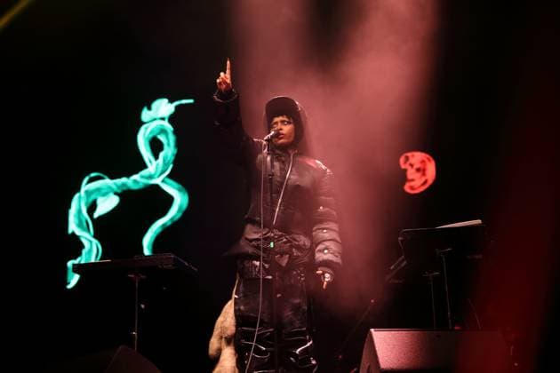 Erykah Badu bei einem Konzert in der Uber Eats Music Hall in Berlin, 4. November 2025. Erykah Badu Konzert Berlin