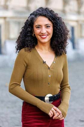 Siham El-Maimouni bei der Verleihung des Staatspreises des Landes Nordrhein-Westfalen 2025 an Fotograf Andreas Gursky im K21. Düsseldorf, 04.11.2025