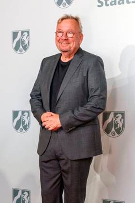 Bernd Stelter bei der Verleihung des Staatspreises des Landes Nordrhein-Westfalen 2025 an Fotograf Andreas Gursky im K21. Düsseldorf, 04.11.2025