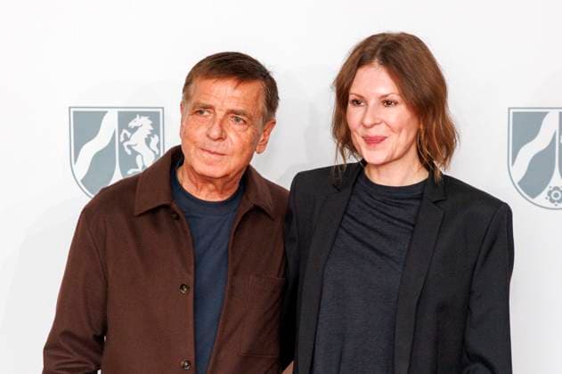 Entertainment Bilder des Tages Andreas Gursky mit Ehefrau Annika Gursky bei der Verleihung des Staatspreises des Landes Nordrhein-Westfalen 2025 an Fotograf Andreas Gursky im K21. Düsseldorf, 04.11.2025
