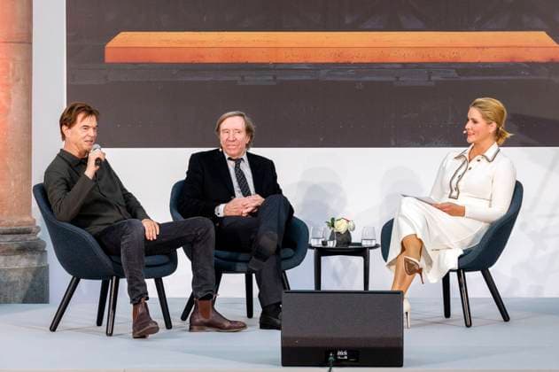 Campino, Günter Netzer und Judith Rakers bei der Verleihung des Staatspreises des Landes Nordrhein-Westfalen 2025 an Fotograf Andreas Gursky im K21. Düsseldorf, 04.11.2025