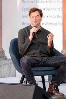 Campino bei der Verleihung des Staatspreises des Landes Nordrhein-Westfalen 2025 an Fotograf Andreas Gursky im K21. Düsseldorf, 04.11.2025