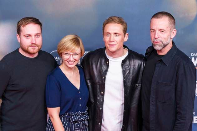 Alexander Dreissig, Gast, Matthias Schweighöfer und Dan Maag bei der Premiere des Kinofims Das Leben der Wünsche im Mathäser Filmpalast. München, 04.11.2025