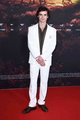 Aaron Hilmer bei der Premiere der ARD-Miniserie Schwarzes Gold im Kuppelsaal. Hannover, 04.11.2025