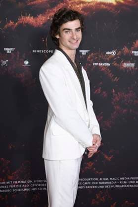 Aaron Hilmer bei der Premiere der ARD-Miniserie Schwarzes Gold im Kuppelsaal. Hannover, 04.11.2025