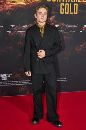 Julius Henri Busch bei der Premiere der ARD-Miniserie Schwarzes Gold im Kuppelsaal. Hannover, 04.11.2025