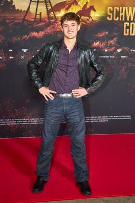 Leo Knizka bei der Premiere der ARD-Miniserie Schwarzes Gold im Kuppelsaal. Hannover, 04.11.2025