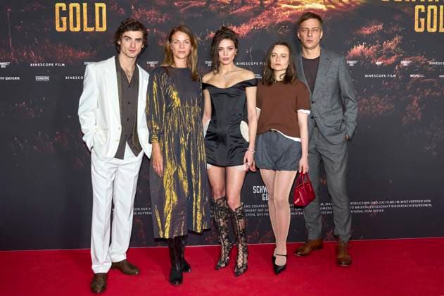 bei der Premiere der ARD-Miniserie Schwarzes Gold im Kuppelsaal. Hannover, 04.11.2025