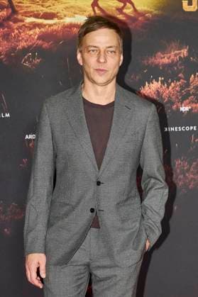 Tom Wlaschiha bei der Premiere der ARD-Miniserie Schwarzes Gold im Kuppelsaal. Hannover, 04.11.2025