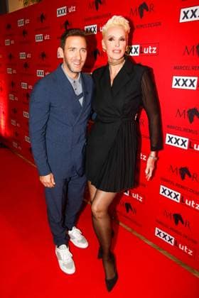 Marcel Remus präsentiert seine eigene Bettwäsche-Kollektion bei XXXLutz in Nürnberg Nürnberg, 0.11.2025 Marcel Remus und Brigitte Nielsen bei der Präsentation der Marcel Remus Bettwäsche-Kollektion bei XXXLutz in Nürnberg Bayern Copyright: xMatthiasxGränzdörferx