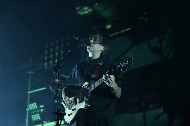 Alexander Giannascoli alias Alex G bei einem Konzert im Huxleys Neue Welt in Berlin, 5. November 2025. Alex G Konzert Berlin